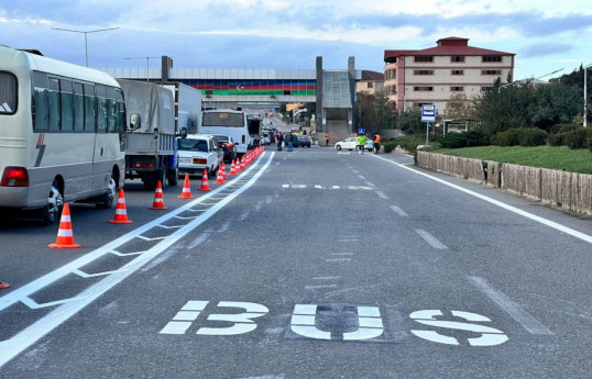 Минтранс: В Баку должно быть 160 автобусных полос, а их 60