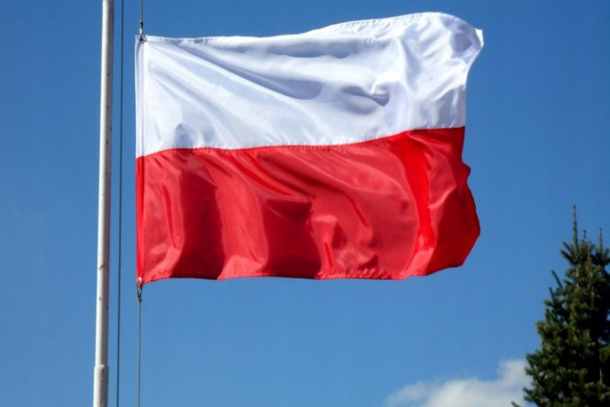 Глава МИД Польши принял решение сменить послов в более чем 50 странах