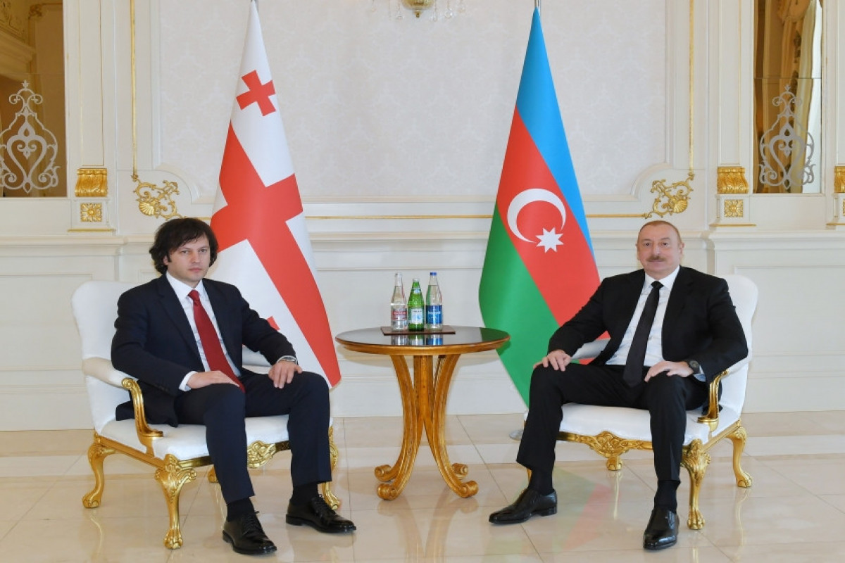 Президент Ильхам Алиев и премьер-министр Ираклий Кобахидзе выступили с заявлениями для прессы-ВИДЕО-ОБНОВЛЕНО-1 