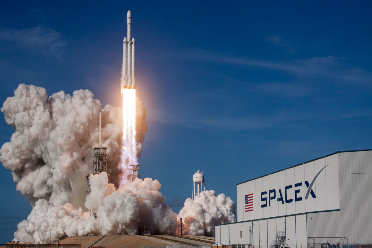 SpaceX создает сеть спутников-шпионов для разведки США
