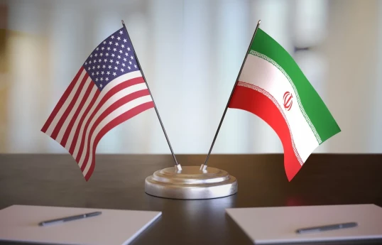 СМИ: США и Иран провели переговоры в Омане о ситуации в Красном море и в Газе в январе