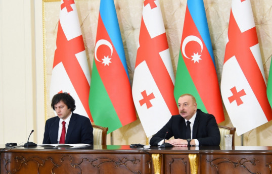Президент: Функционирование железной дороги Баку-Тбилиси-Карс будет привлекательным для многих стран
