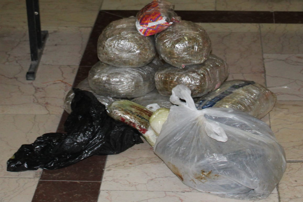 В Физули у жителей Ширвана обнаружили 10 кг наркотиков-ФОТО 