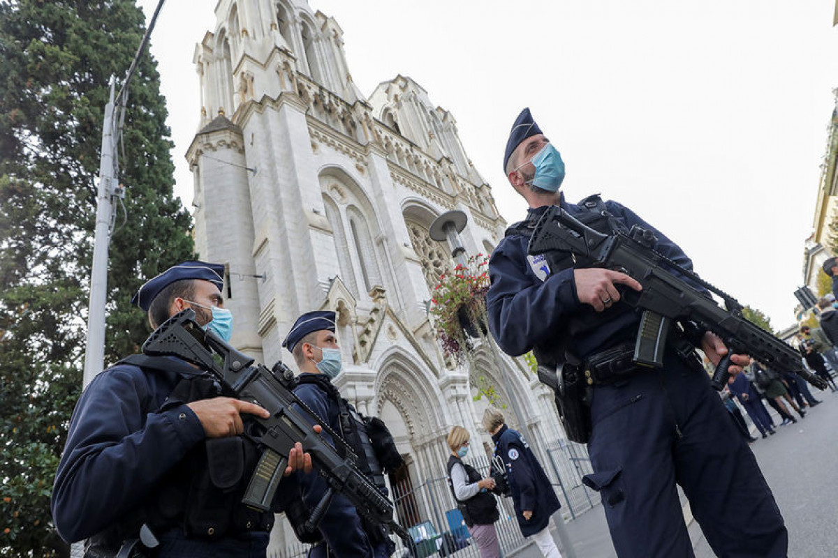 Во Франции задержан подозреваемый, готовивший теракт против религиозного учреждения