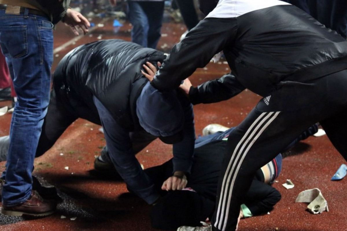 Массовая драка с поножовщиной в Баку: есть раненые