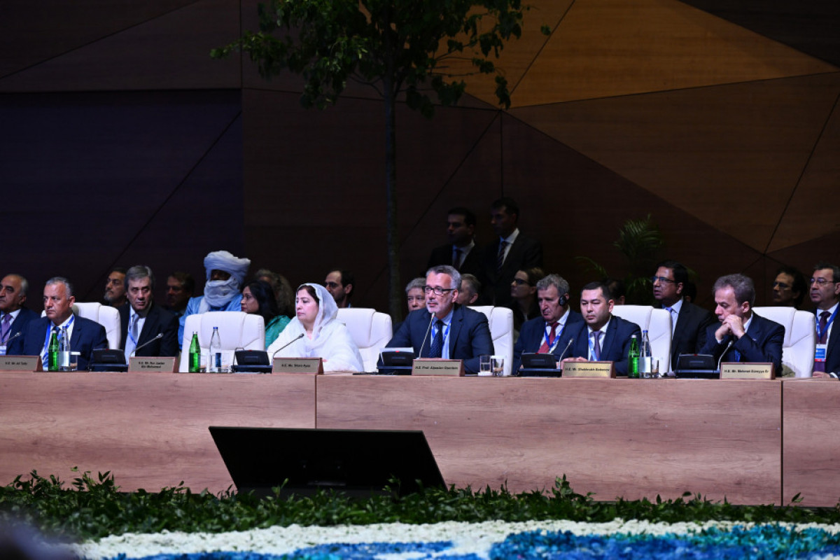 В Баку начал работу VI Всемирный форум межкультурного диалога, Президент принял участие в церемонии открытия - ВИДЕО -ОБНОВЛЕНО-1 