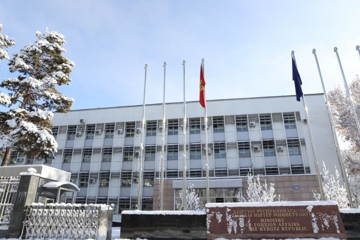 В Бишкеке опровергли информацию о массовом отказе во въезде в РФ гражданам Кыргызстана