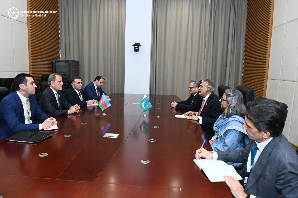 Обсуждены двусторонние отношения между Азербайджаном и Пакистаном-ФОТО 
