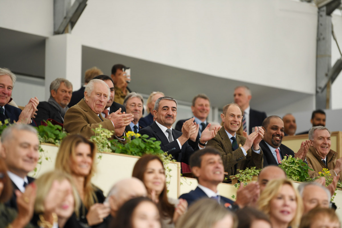 Карабахские скакуны успешно выступили в Виндзорском королевском конном шоу в Британии -ВИДЕО 