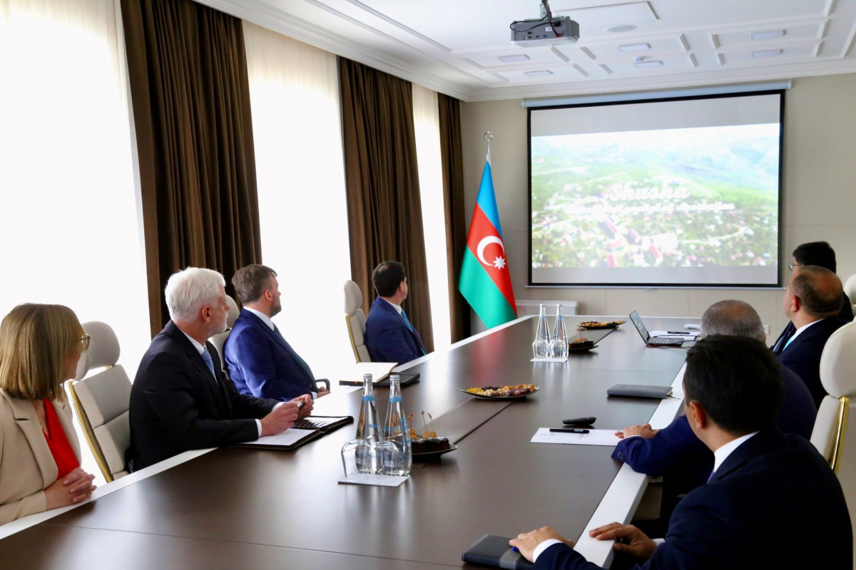 Посол США встретился в Шуше со спецпредставителем Президента Азербайджана