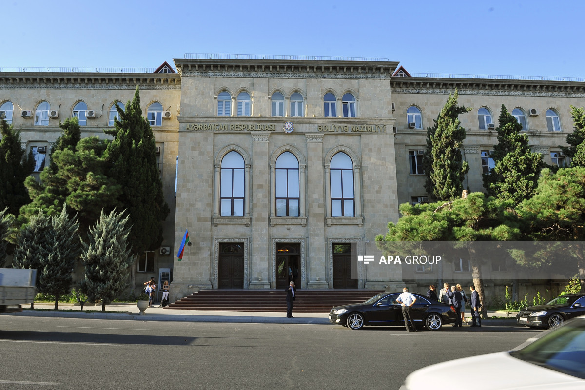 В Азербайджане будут выплачивать компенсацию за аренду жилья работникам органов юстиции и членам их семей