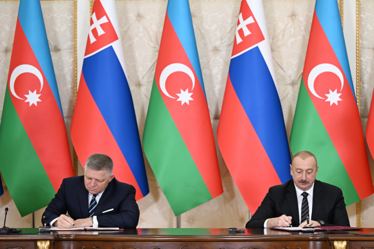 Подписаны азербайджано-словацкие документы-ОБНОВЛЕНО 