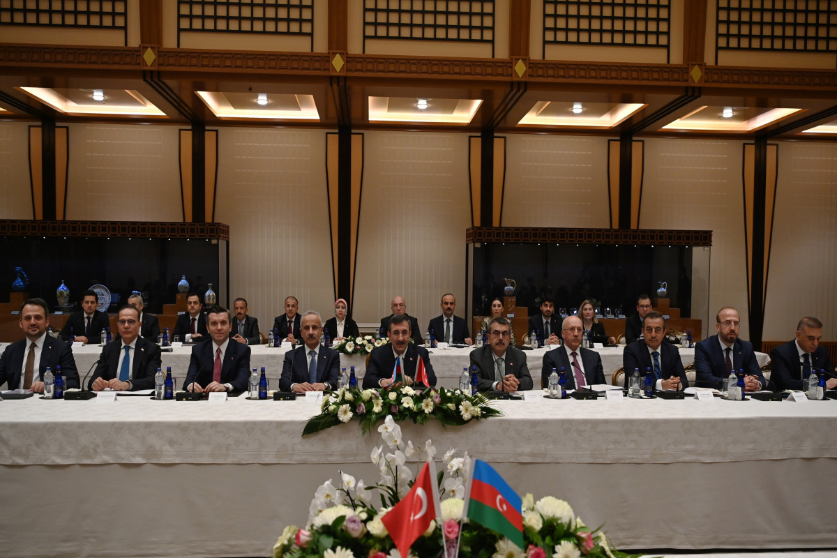 Состоялось заседание азербайджано-турецкой межправкомиссии по экономическому сотрудничеству, подписаны документы