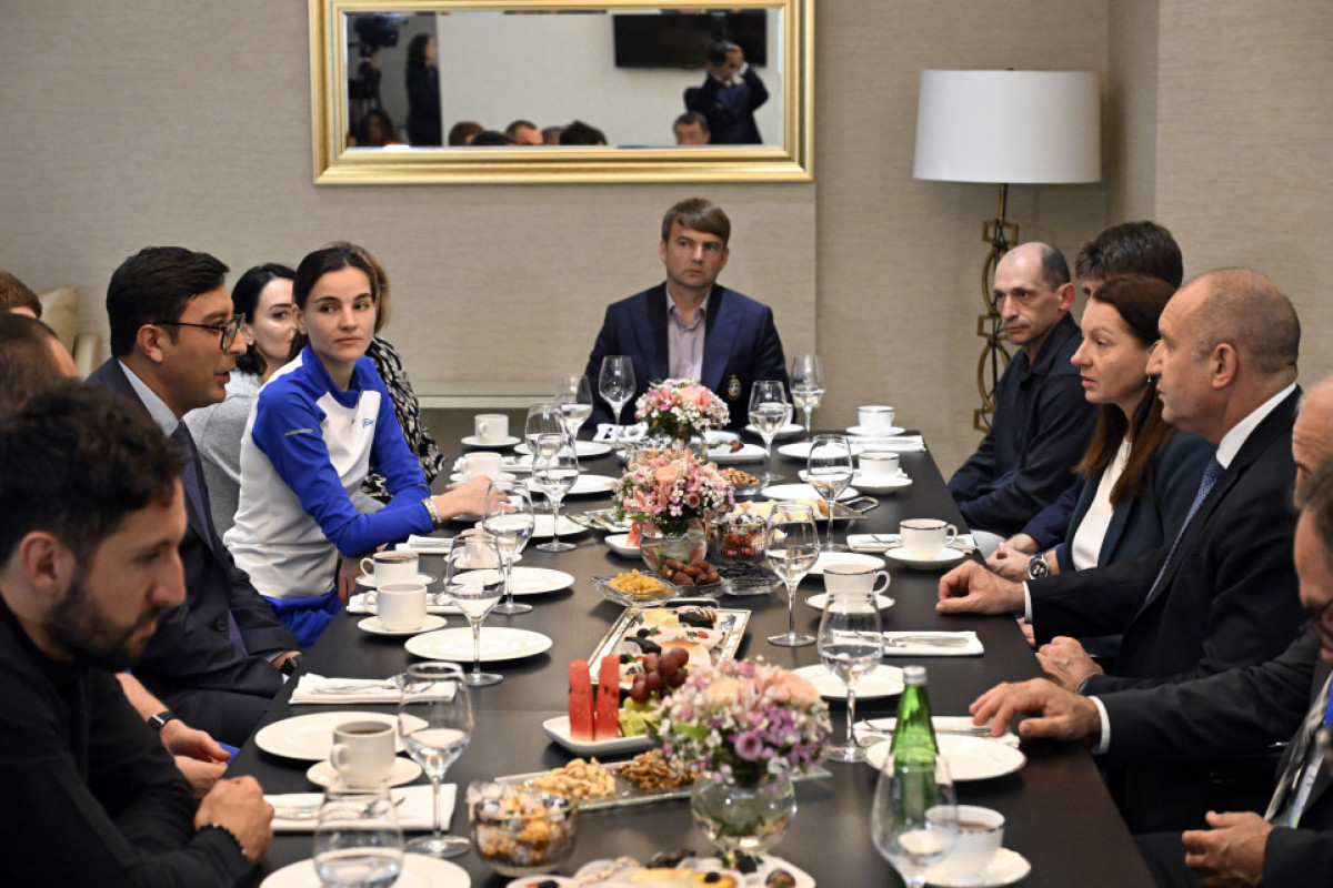 Президент Болгарии и его супруга ознакомились с Национальной гимнастической ареной в Баку