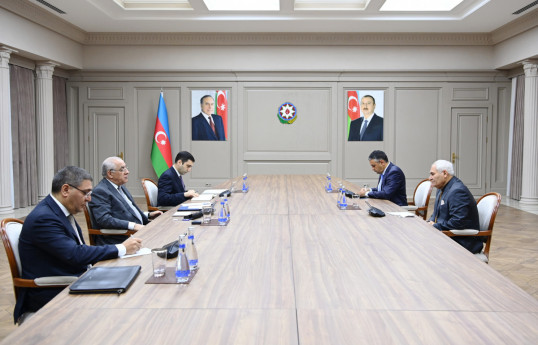 Али Асадов встретился с президентом Международной федерации тяжелой атлетики