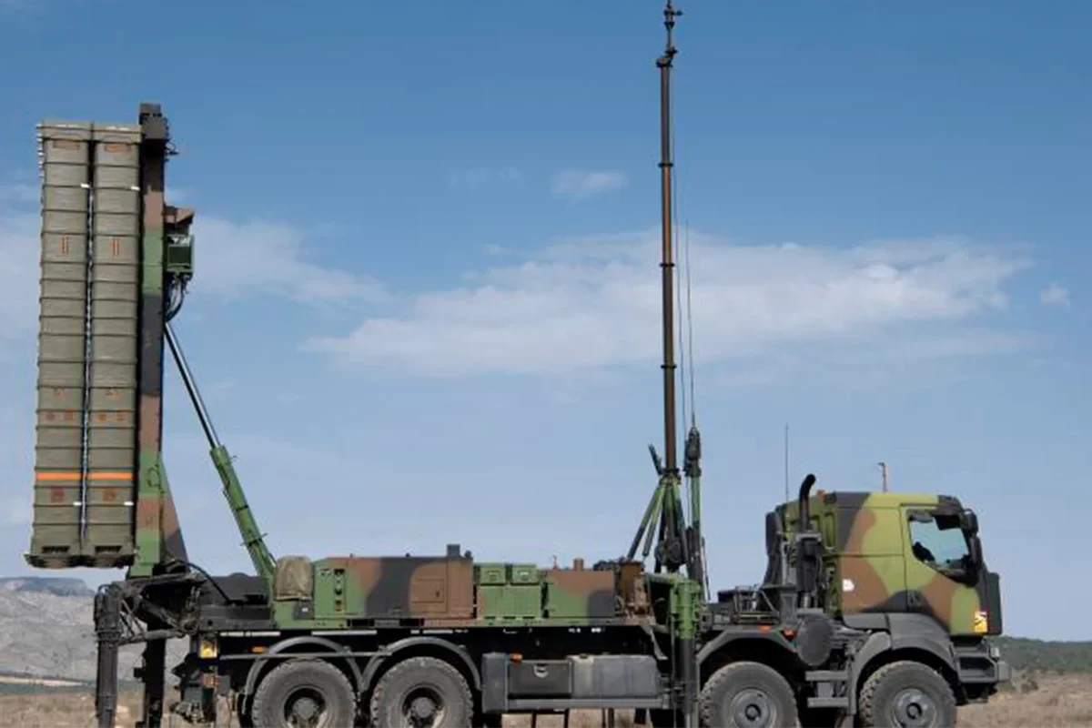 Глава Минобороны: Франция передаст Украине ракеты для системы ПВО SAMP/T