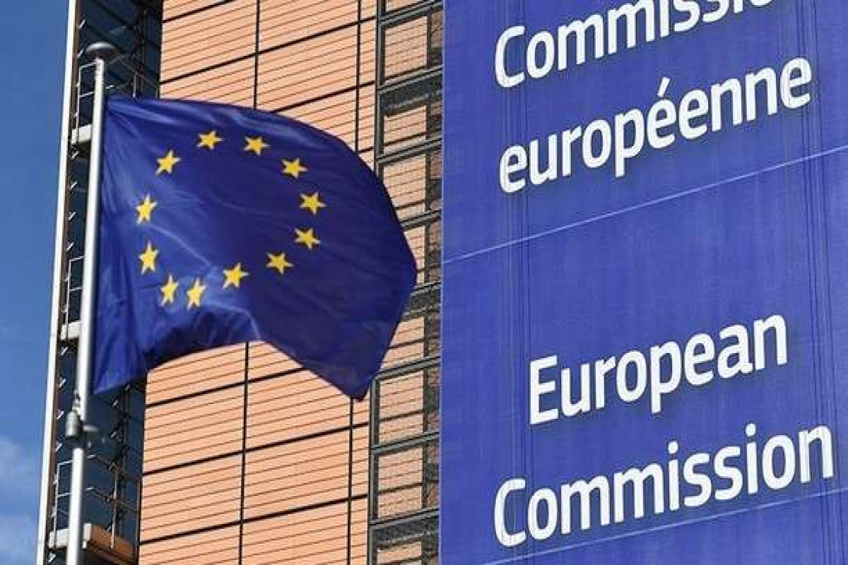 ЕК отслеживает распространение дезинформации о покушении на Фицо