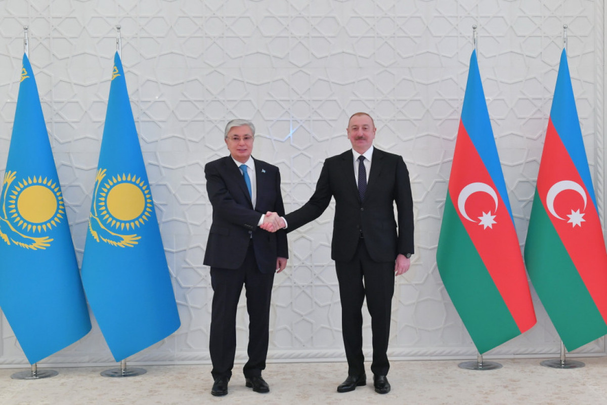 Президент Азербайджана позвонил Касым-Жомарту Токаеву