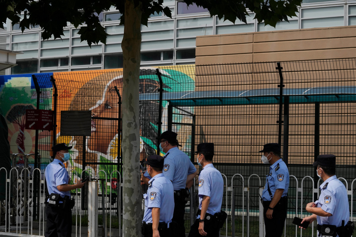 Два человека погибли и 10 получили ранения в результате нападения в школе в Китае - <span class="red_color">ОБНОВЛЕНО