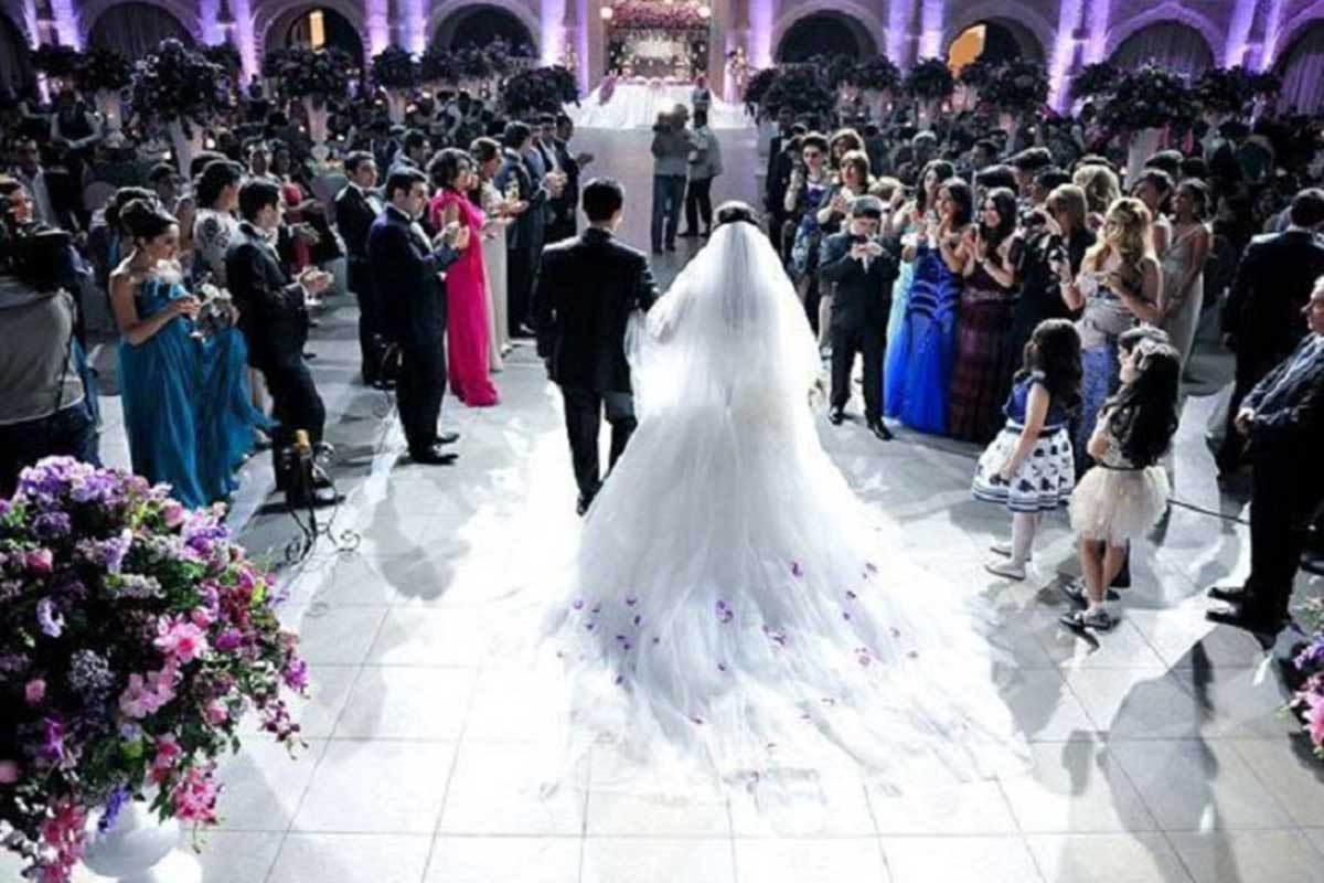 В Азербайджане предлагается привлечь к ответственности владельцев объектов, где проводятся свадьбы лиц, вступающих в детский брак