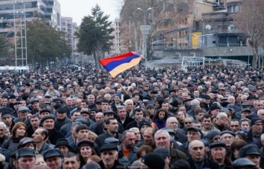 Число задержанных во время акций протеста в Ереване достигло 284