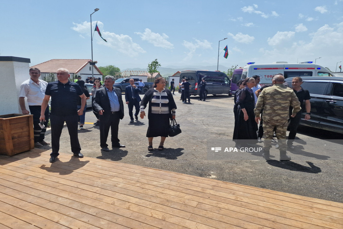 В Ходжалы прибыла очередная группа переселенцев-ФОТО-ОБНОВЛЕНО-ВИДЕО