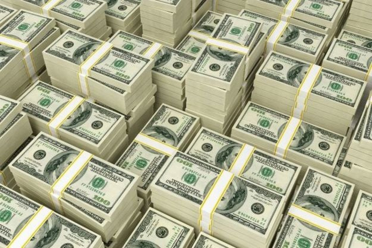 За 5 месяцев на валютных аукционах в Азербайджане продано $3 млрд