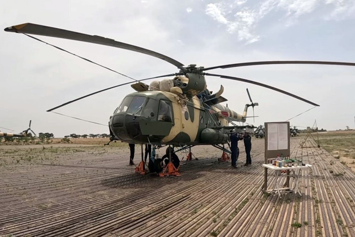 В Азербайджанской армии продолжается процесс перевода вооружения и техники  на летний режим эксплуатации -ВИДЕО