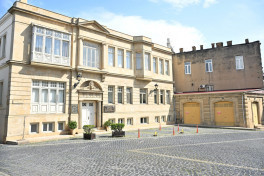 Штайнмайер ознакомился с «Ичеришехер» в Баку - ФОТО 