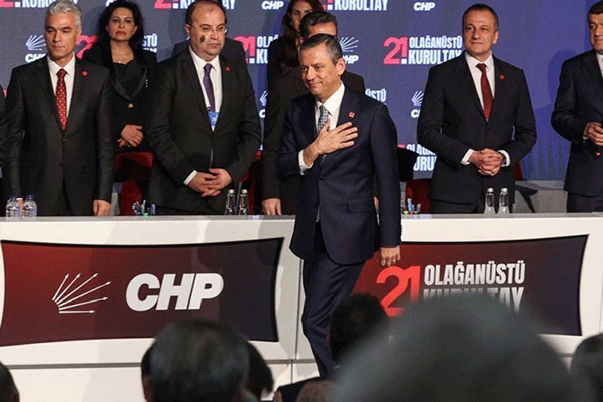 Озгюр Озал переизбран председателем НРП