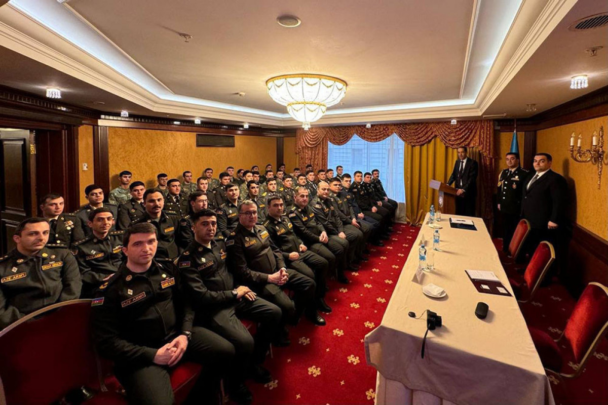 Проведена встреча с обучающимися в России азербайджанскими военнослужащими