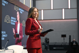 Первая леди Азербайджана Мехрибан Алиева приняла участие в панельной встрече Анталийского дипломатического форума