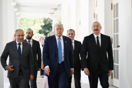 Дональд Трамп, Ильхам Алиев и Никол Пашинян провели трехстороннюю встречу-ВИДЕО -ОБНОВЛЕНО 