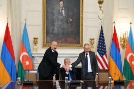 Дональд Трамп, Ильхам Алиев и Никол Пашинян провели трехстороннюю встречу-ВИДЕО -ОБНОВЛЕНО 
