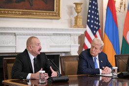 Дональд Трамп, Ильхам Алиев и Никол Пашинян провели трехстороннюю встречу-ВИДЕО -ОБНОВЛЕНО 