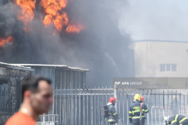 Пожар на заводе по производству красок в поселке Ашагы Гюздек потушен-ОБНОВЛЕНО-5 -ФОТО -ВИДЕО 