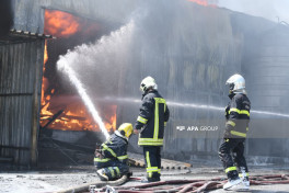 Пожар на заводе по производству красок в поселке Ашагы Гюздек потушен-ОБНОВЛЕНО-5 -ФОТО -ВИДЕО 