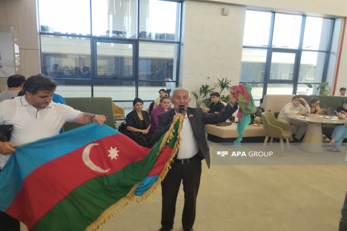 Первый флаг Азербайджана, развевавшийся в Агдаме в период независимости, будет передан в музей