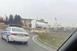 В Билясуваре легковой автомобиль столкнулся с грузовиком, 4 пострадавших-ФОТО 