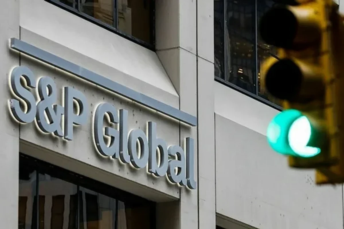 S&P повысило прогноз по рейтингу Азербайджана до «позитивного»