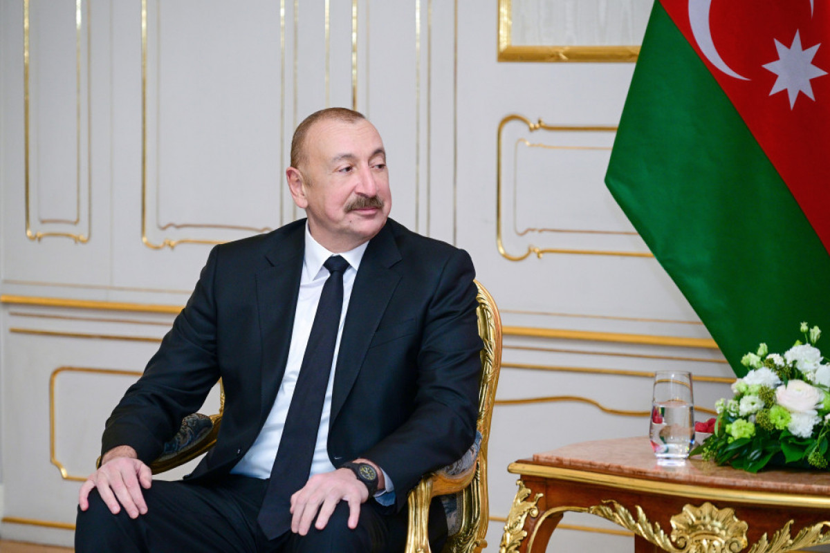 Президент Ильхам Алиев: Вкладывая дополнительные средства в коммуникации и транспорт, мы расширим свои возможности