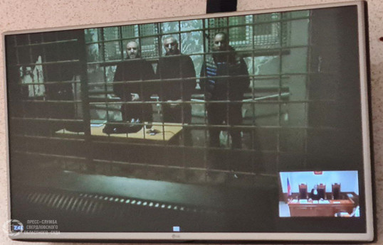 Российский суд оставил азербайджанцев под арестом