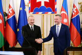 Президенты  Азербайджана и Словакии выступили с заявлениями для прессы-ОБНОВЛЕНО 