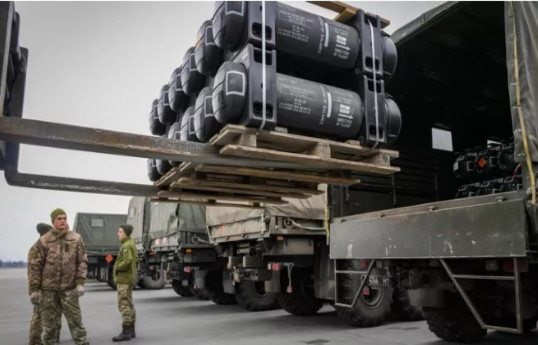 Зеленский: Украине необходимо 15 миллиардов долларов для закупки оружия