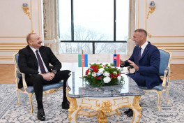Президент Азербайджана провёл с председателем Нацсовета Словакии встречи один на один и в расширенном составе-ОБНОВЛЕНО 