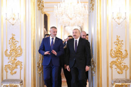 Президент Азербайджана провёл с председателем Нацсовета Словакии встречи один на один и в расширенном составе-ОБНОВЛЕНО 