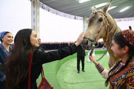 Лейла Алиева приняла участие в выставке, посвященной национальной кухне Туркменистана-ФОТО 