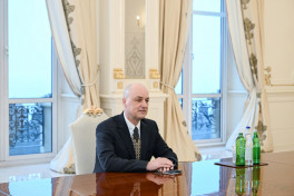 Президент Азербайджана принял президента компании «John Deere» по странам Центральной Азии и СНГ
