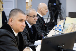 Судебный процесс по делу Рубена Варданяна продолжился изучением документов