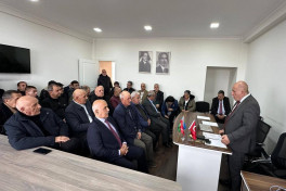 Панах Гусейн ушёл в отставку с поста председателя НПА, на эту должность избран Гияс Садыгов
